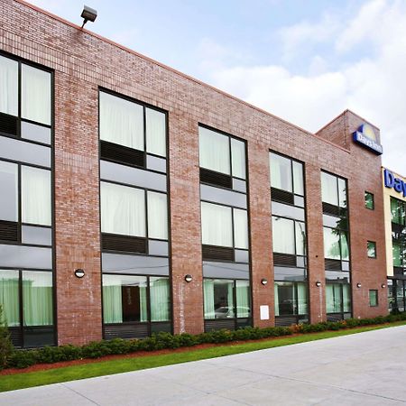Days Inn Bronx Νέα Υόρκη Εξωτερικό φωτογραφία